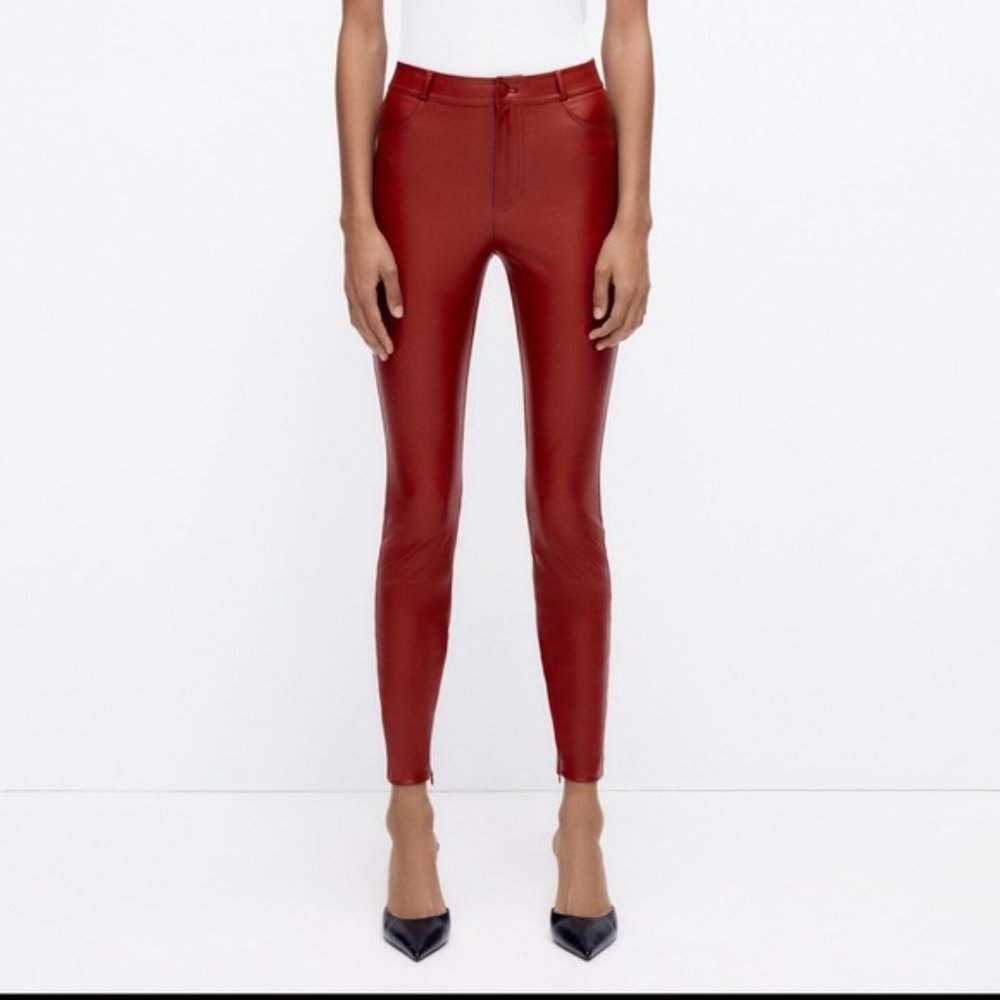 Zara red faux leather skinny ankle pants - size women's small